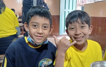 Children eating Mary's Meals in Ecuador