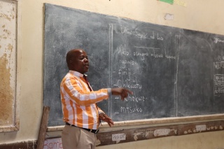 Tiyese Tepete in class